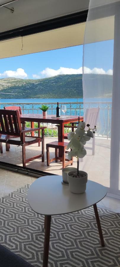 Apartman Mila Marina Exterior photo